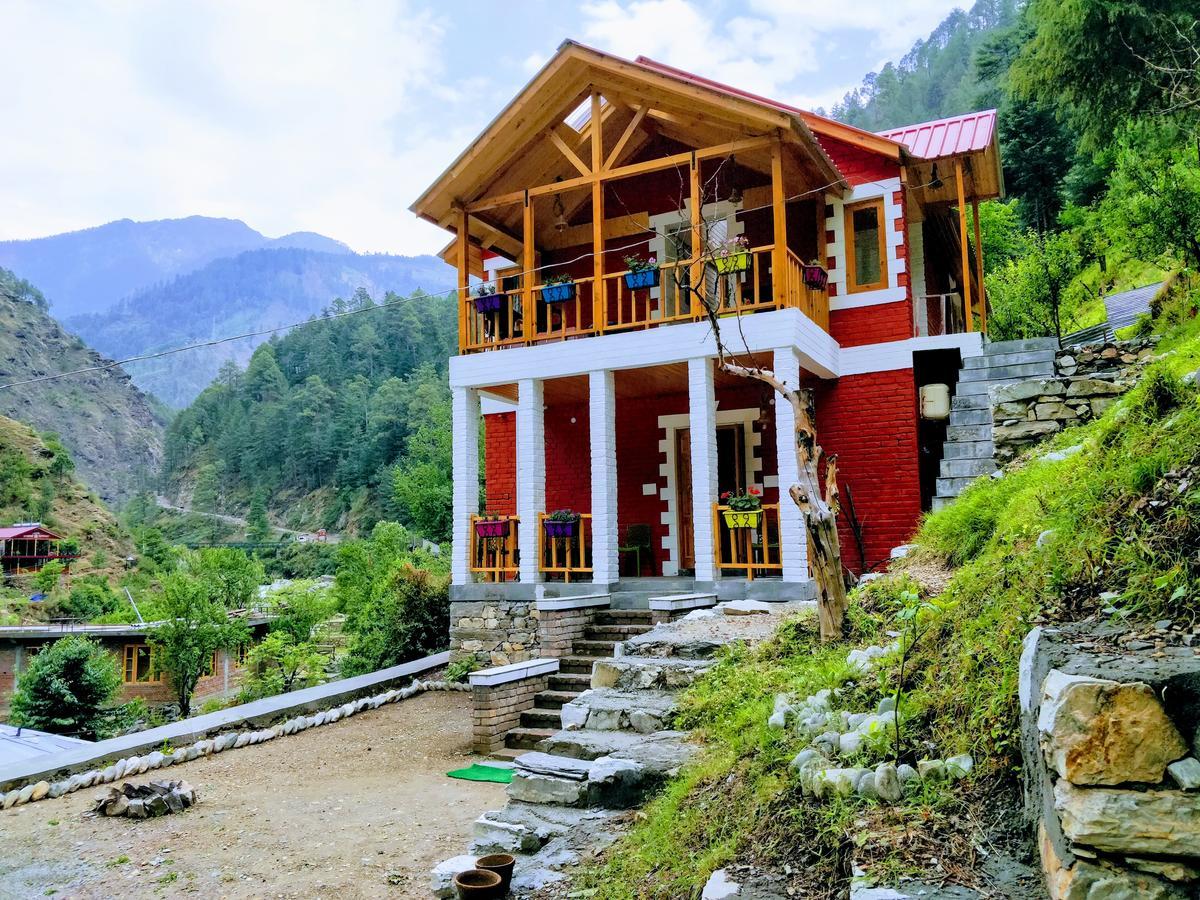 Offbeat Abodes - Tirthan Valley Banjar Exterior photo